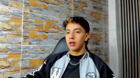 mexwilliams online show from November 13, 2025, 12:37 pm