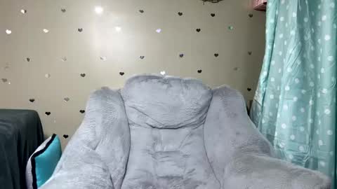 mezzy69 online show from December 11, 2024, 6:31 pm