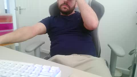 mg-of online show from November 28, 2025, 10:29 am