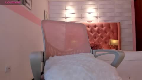 melissa online show from February 20, 2025, 7:01 am