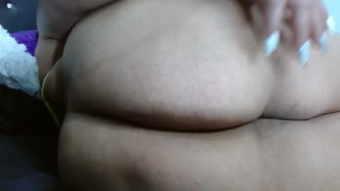 Snapshot of mhia1972 chatting on January 10, 2025, 6:28 pm mhia1972 online show from January 10, 2025, 6:28 pm