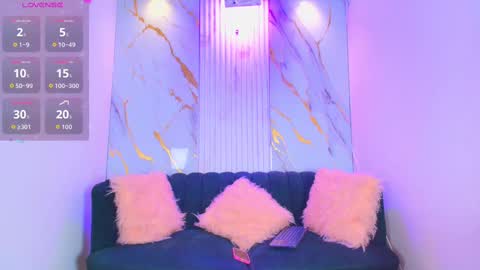 Mhia Kate online show from October 28, 2025, 12:09 pm