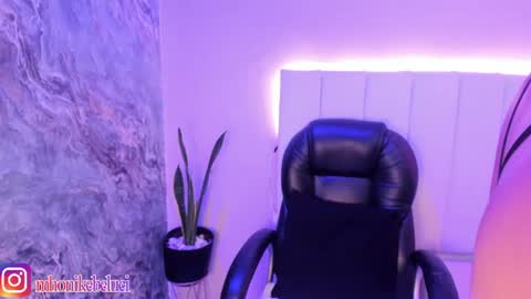 Snapshot of mhonikbelucci chatting on July 8, 2026, 11:48 am MHONIK BELUCI online show from July 8, 2026, 11:48 am