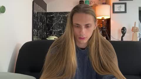 Misha online show from April 20, 2026, 4:21 pm