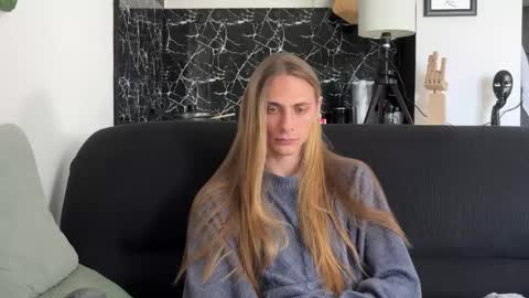 Misha online show from April 25, 2026, 2:25 pm