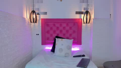 Mia Blonde online show from January 30, 2025, 7:15 pm