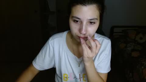 Snapshot of mia__lopez_ chatting on May 1, 2026, 5:12 am Mia online show from May 1, 2026, 5:12 am