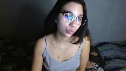 Snapshot of mia__lopez_ chatting on May 28, 2026, 5:16 am Mia online show from May 28, 2026, 5:16 am