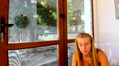 Snapshot of mia__milan chatting on June 8, 2026, 5:41 am Mia Milan online show from June 8, 2026, 5:41 am