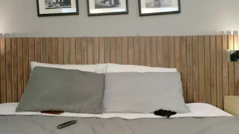 Mia Bellefort online show from April 21, 2026, 2:51 am