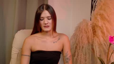 Mia Benett  online show from March 16, 2026, 1:15 pm