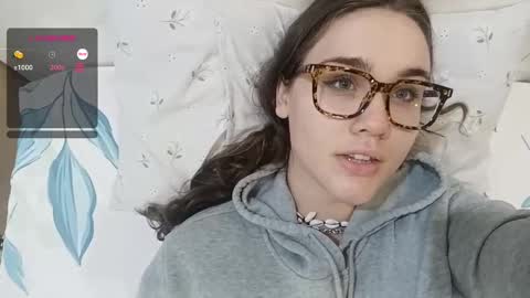 mia_boone online show from December 15, 2024, 11:23 am