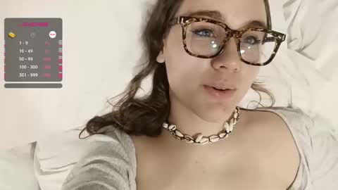 mia_boone online show from December 28, 2024, 9:08 pm