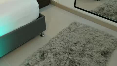 Snapshot of mia_collins96 chatting on May 5, 2026, 2:41 am M I A online show from May 5, 2026, 2:41 am
