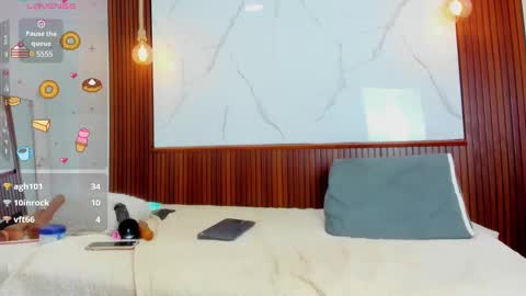 Mia Conde online show from March 6, 2025, 1:03 pm