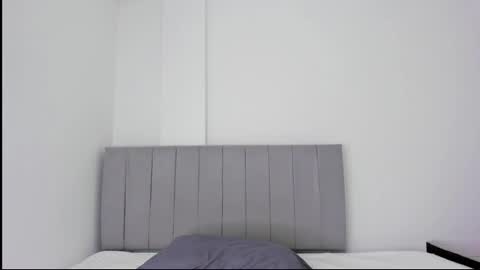    online show from December 20, 2025, 11:50 am