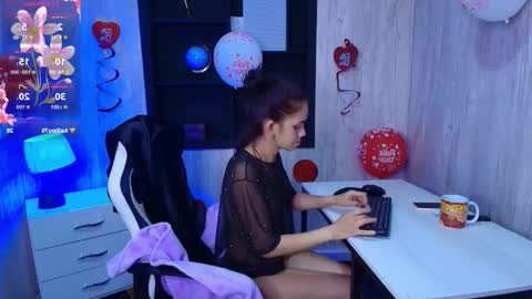 mia_esposito2 online show from September 11, 2025, 10:15 am