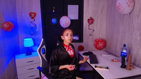 mia_esposito2 online show from September 23, 2025, 3:09 am