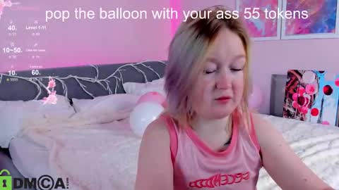 Mia online show from October 8, 2025, 6:00 am