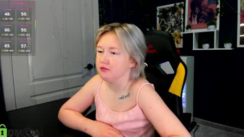 Snapshot of mia_ferd chatting on June 5, 2026, 2:51 am Mia online show from June 5, 2026, 2:51 am