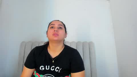 FERNANDA  online show from April 22, 2026, 2:18 pm