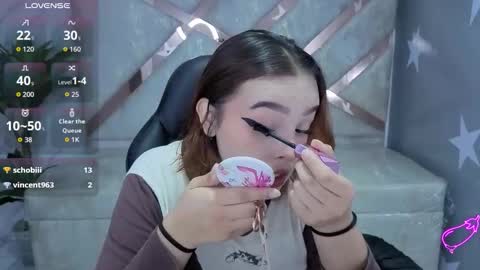 Mia online show from March 14, 2026, 1:16 pm