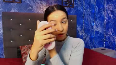 MIA online show from November 22, 2025, 12:37 pm