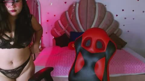 Snapshot of mia_fox666 chatting on April 27, 2026, 1:14 am mia online show from April 27, 2026, 1:14 am