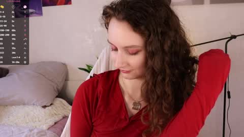 Mia  online show from May 20, 2026, 9:59 am