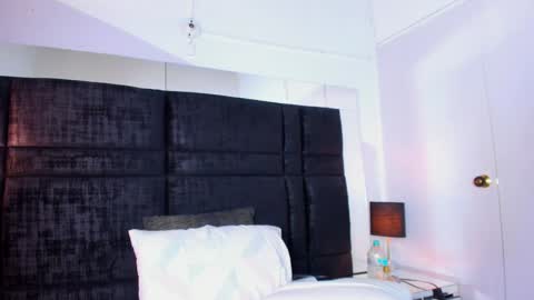 MIA online show from February 5, 2025, 12:53 am