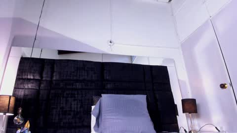 MIA online show from February 7, 2025, 10:09 pm