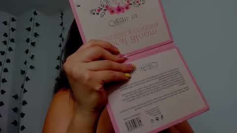 MIA online show from September 18, 2025, 9:28 pm