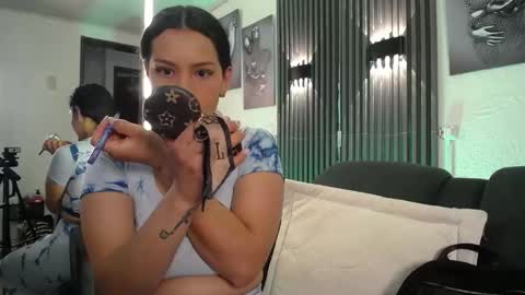 mia_garcia28 online show from October 3, 2025, 7:55 pm