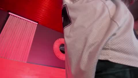 Val  online show from September 29, 2025, 11:59 am