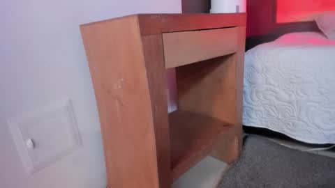 Val  online show from October 1, 2025, 11:49 am