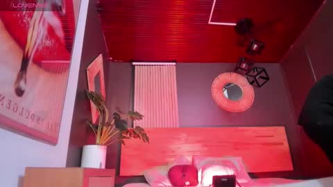 Val  online show from October 3, 2025, 12:24 pm