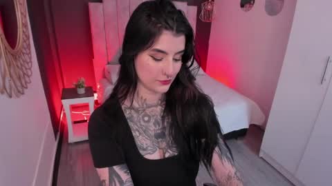 Val  online show from May 25, 2026, 6:58 pm