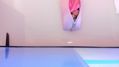    online show from November 8, 2025, 12:05 pm