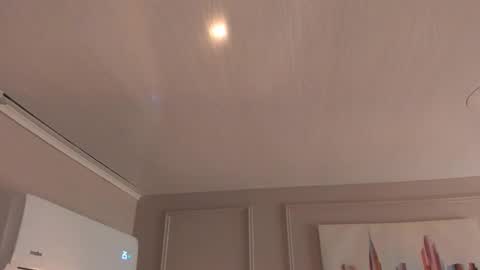 Mia online show from March 22, 2026, 2:15 am