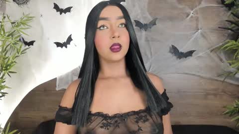 mia_lacy online show from November 5, 2025, 7:14 pm