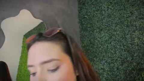 mia_lombana online show from February 5, 2026, 8:13 pm