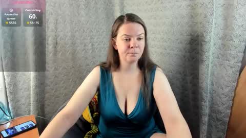 mia_lores online show from October 11, 2025, 8:13 am