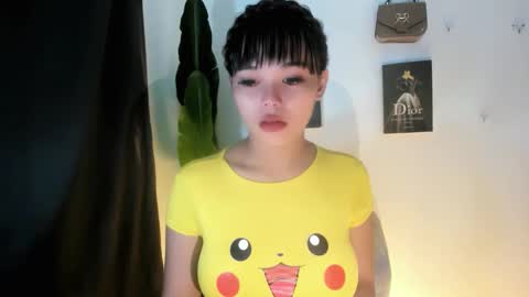 Snapshot of mia_lover9 chatting on April 24, 2026, 1:35 pm M I A online show from April 24, 2026, 1:35 pm