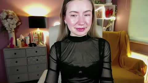 Mia online show from February 22, 2025, 7:34 am