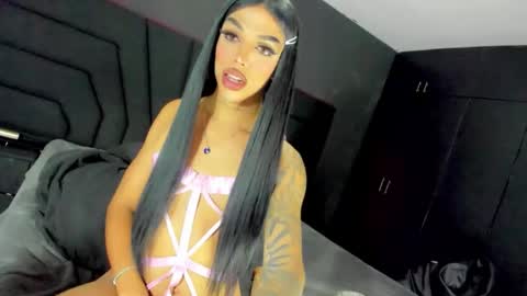 Mia3 online show from November 24, 2025, 12:21 am