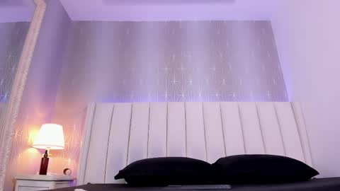 Snapshot of mia_medina chatting on May 9, 2026, 8:03 pm online show from May 9, 2026, 8:03 pm