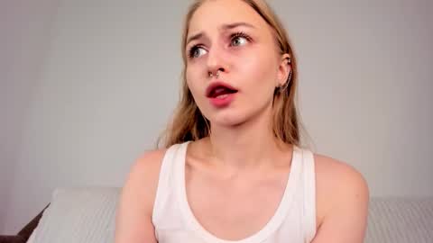 Mia here Appreciate your support online show from February 11, 2026, 12:15 am