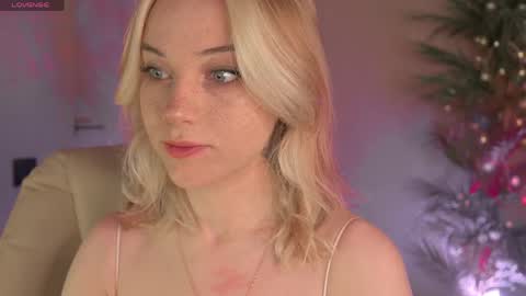 mia_milagros online show from April 18, 2026, 12:14 am