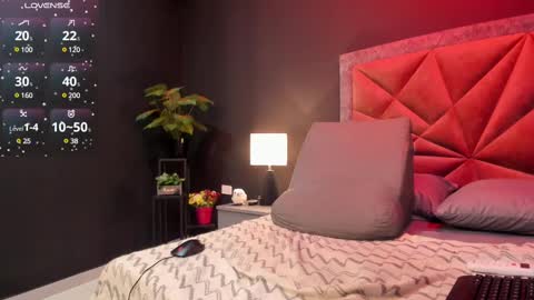 MIA  online show from February 13, 2025, 12:02 am