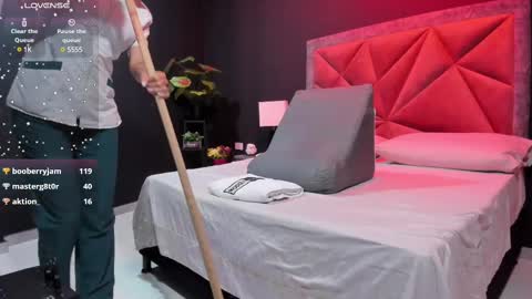 MIA  online show from February 19, 2025, 1:51 am